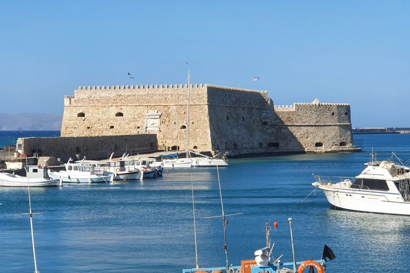 Port de Heraklion capitale de la Crète Grèce