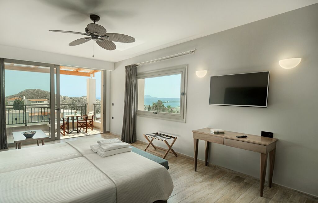 Junior Suite à l'hôtel Paralos Irini Mare à Agia Galini dans le sud de la Crète au bord de la mer de Lybie