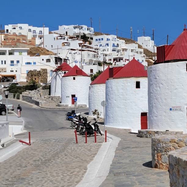île d'Astypalaia les moulins de Chora la ville principale de l'île