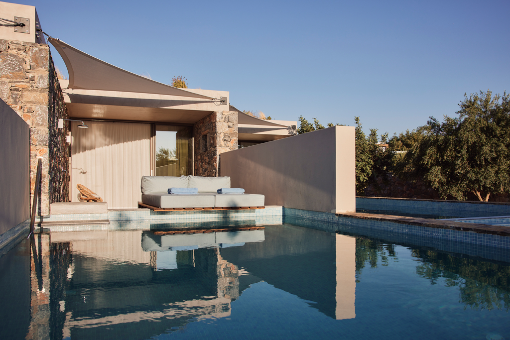 Studio Classic avec vue mer et piscine privée à St.Nicolas Bay Boutique hôtel de Luxe situé à Aghios Nicolaos en Crète