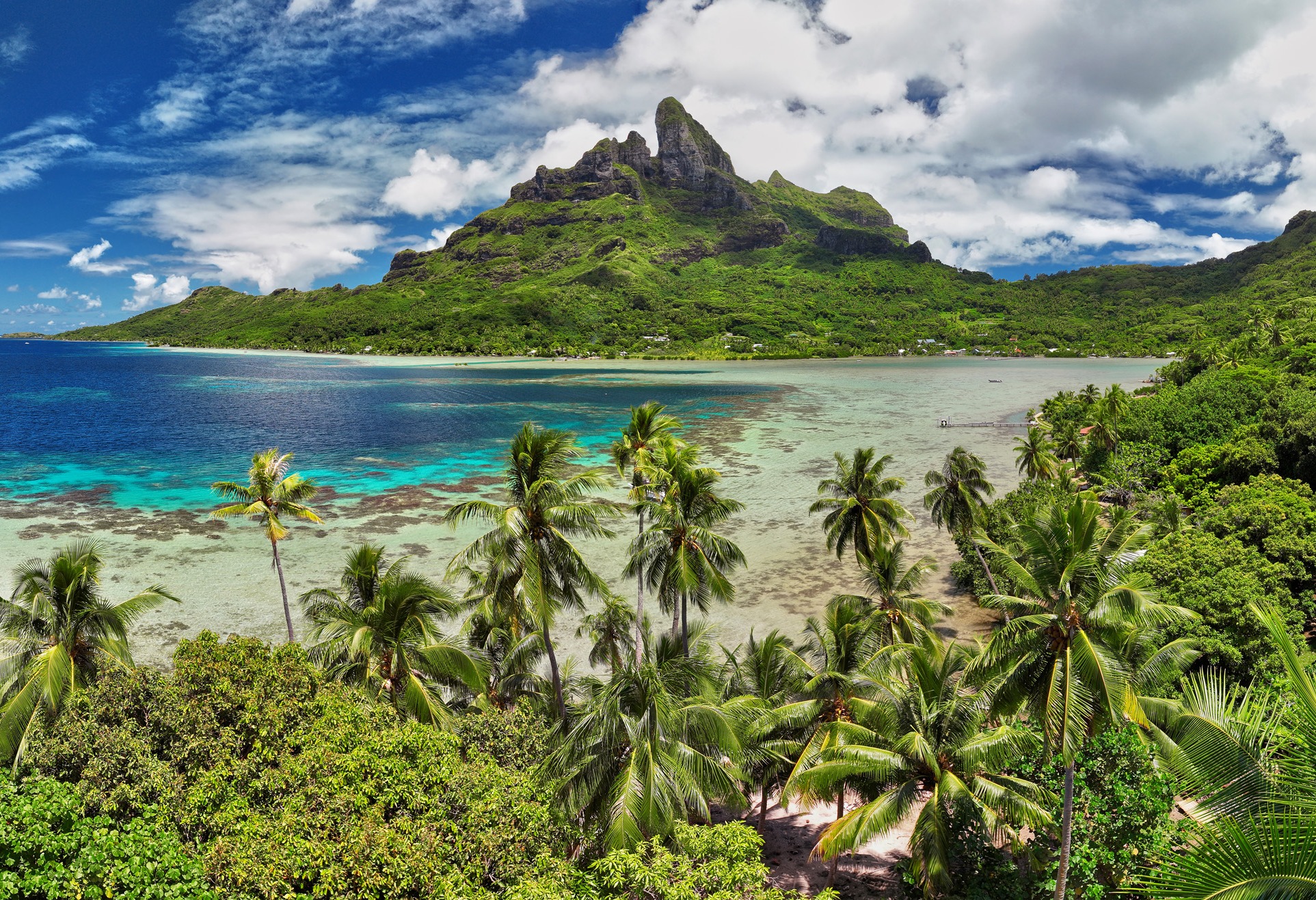 Paysage de Tahiti Polynésie Française durant la croisière 7nuits sur le PANORAMA II voilier
