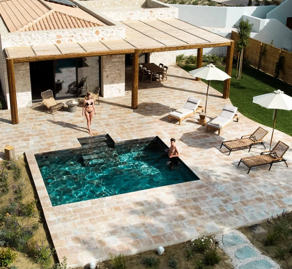 Eliamos Villa avec piscine privée située à Eliamos villa à 2étages avec 3 chambres doubles avec piscine privée extérieure situé à Céphalonie dans les iles Ioniennes en Grèce