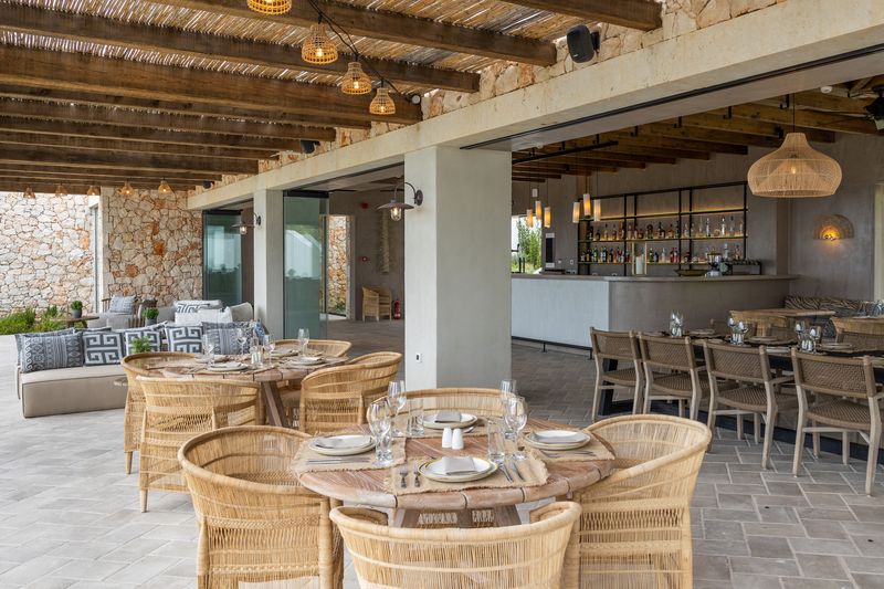 Bar à Eliamos Hôtel & Spa - Restaurant Gastronomique situé à Céphalonie dans une île Ionienne en Grèce