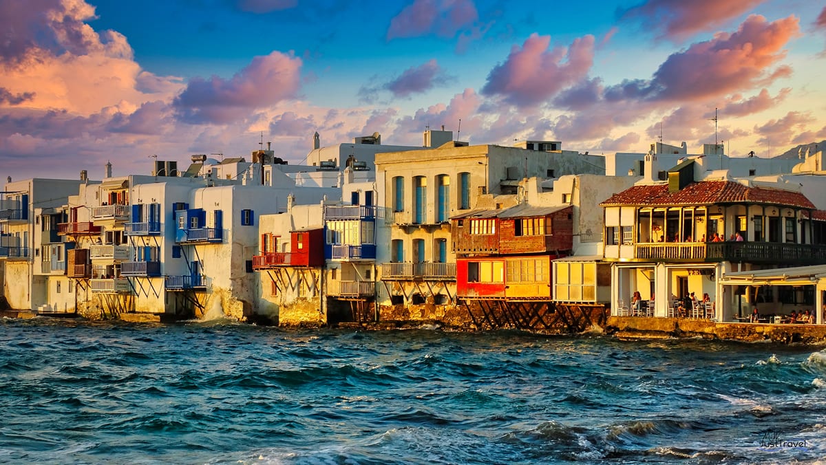Port de la ville de Mykonos île qui porte le même nom situé dans les Cyclades en Grèce